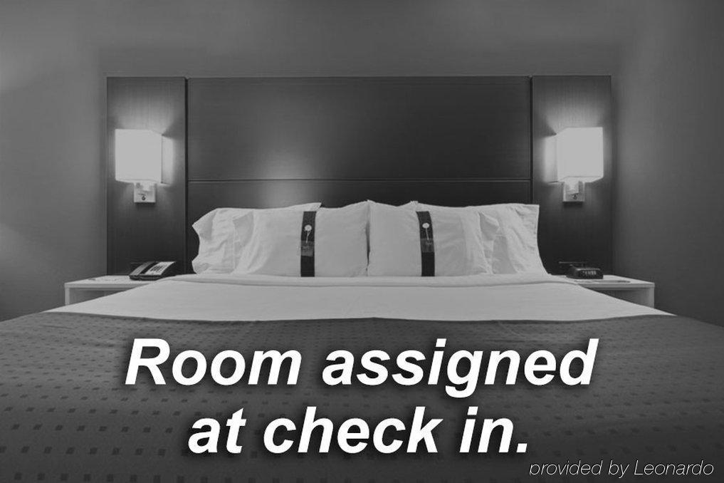 Holiday Inn Express Hotel & Suites Columbia-Fort Jackson By Ihg Extérieur photo