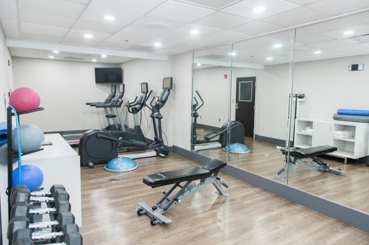 Holiday Inn Express Hotel & Suites Columbia-Fort Jackson By Ihg Extérieur photo