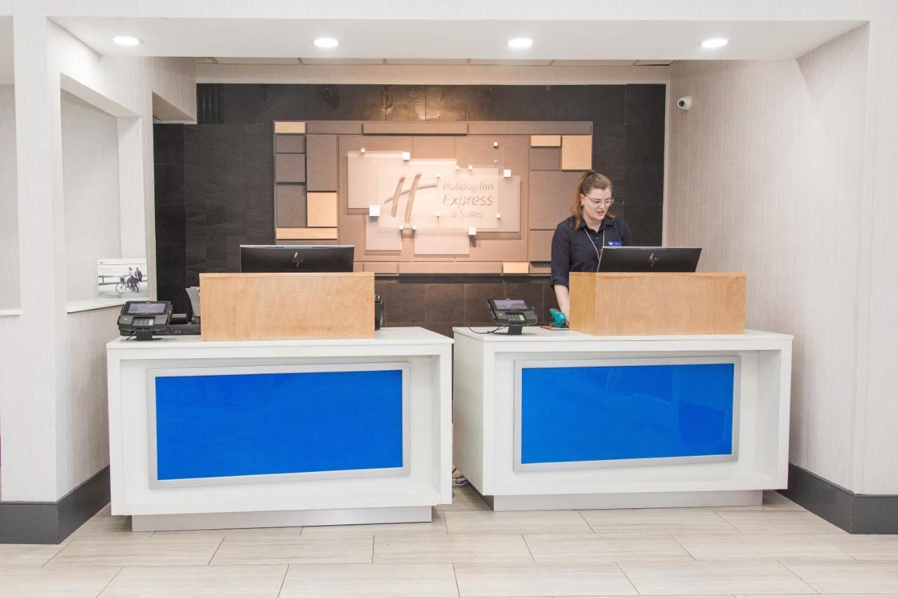 Holiday Inn Express Hotel & Suites Columbia-Fort Jackson By Ihg Extérieur photo